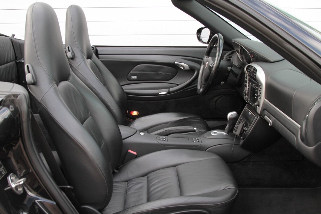 Porsche 911 Cabrio 3.6 Carrera 4 Hardtop Aut Foto 3