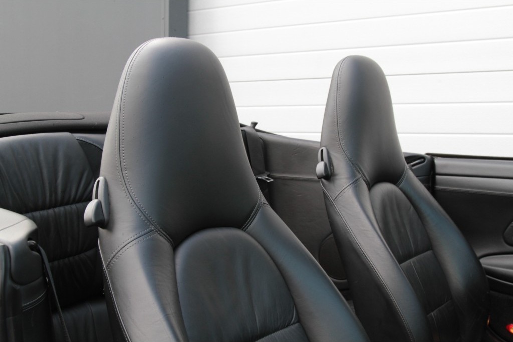 Porsche 911 Cabrio 3.6 Carrera 4 Hardtop Aut Foto 9