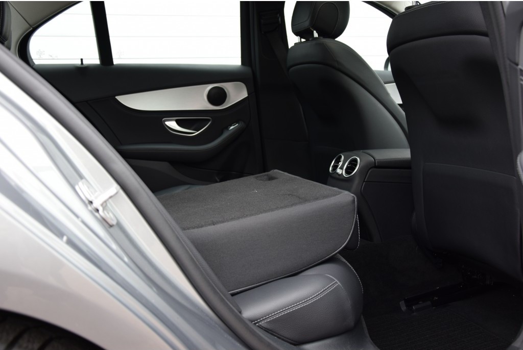 Mercedes-Benz C-Klasse 220 Cdi Avantgarde In/Exterieur Dak/ILS/Spoorpakket Aut7 Foto 6