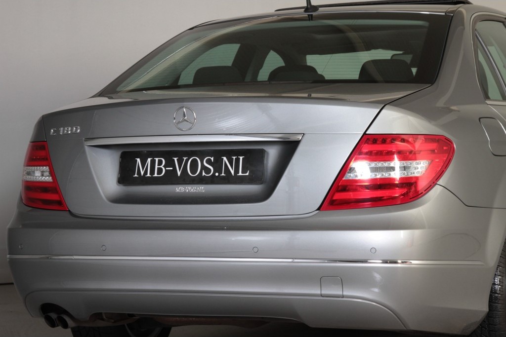 Mercedes-Benz C-Klasse 180 Schuifdak/Navi/Afneembare trekhaak Aut7 Foto 12