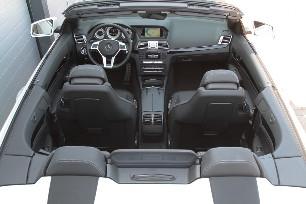 Mercedes-Benz E-Klasse 250 Cabriolet AMG Navi/Keyless-Go/ILS Aut7 Foto 17