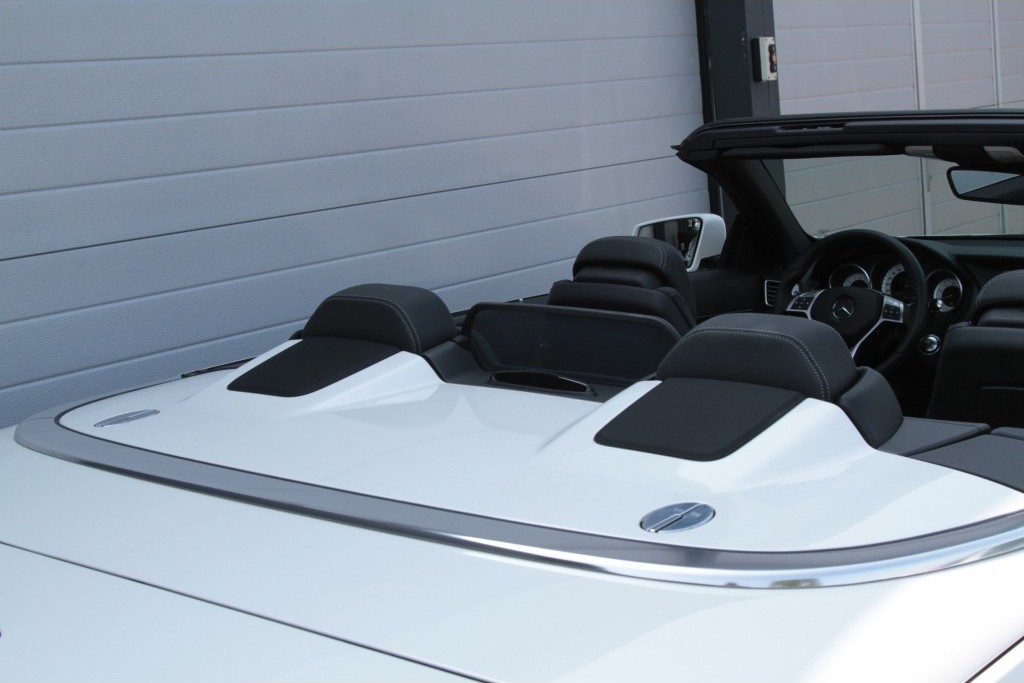 Mercedes-Benz E-Klasse 250 Cabriolet AMG Navi/Keyless-Go/ILS Aut7 Foto 18