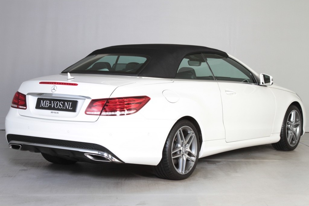 Mercedes-Benz E-Klasse 250 Cabriolet AMG Navi/Keyless-Go/ILS Aut7 Foto 4