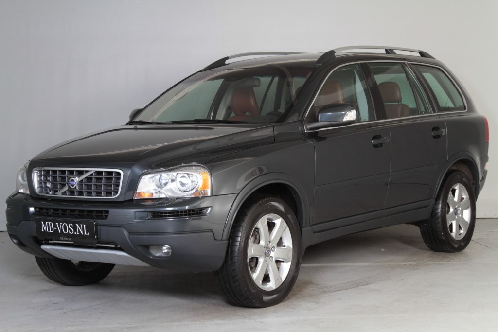Volvo XC90 2.4 D5 Summum 7-Persoons 1ste eigenaar Aut6 Foto 1