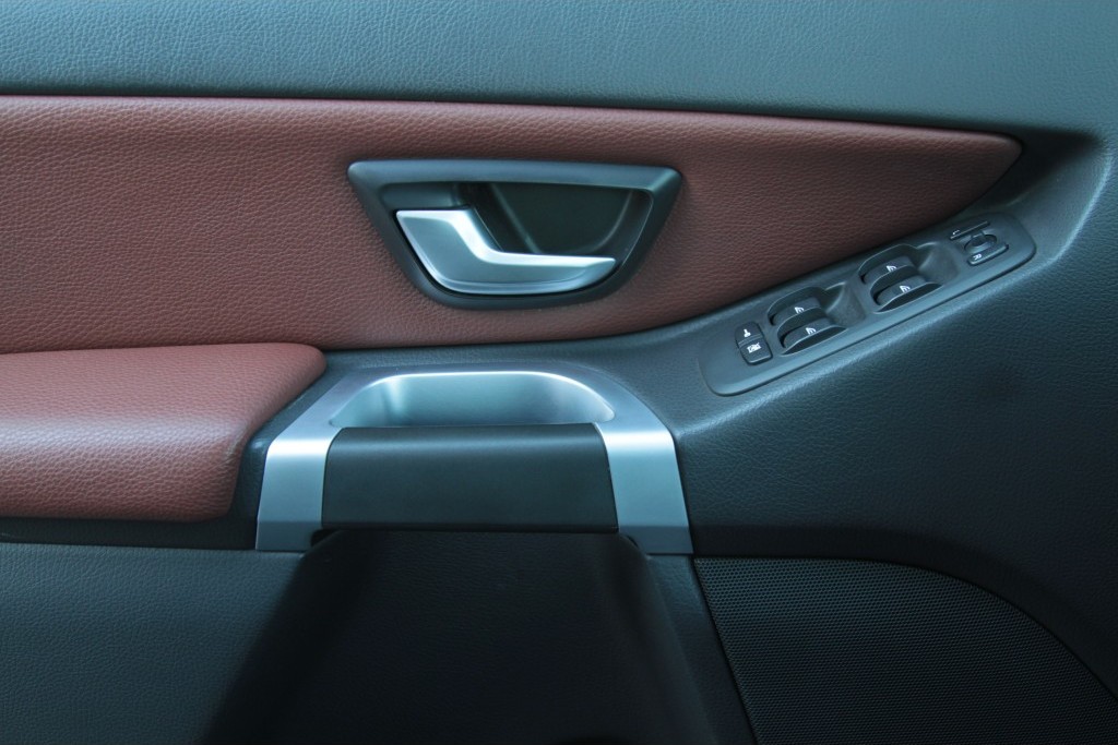 Volvo XC90 2.4 D5 Summum 7-Persoons 1ste eigenaar Aut6 Foto 10