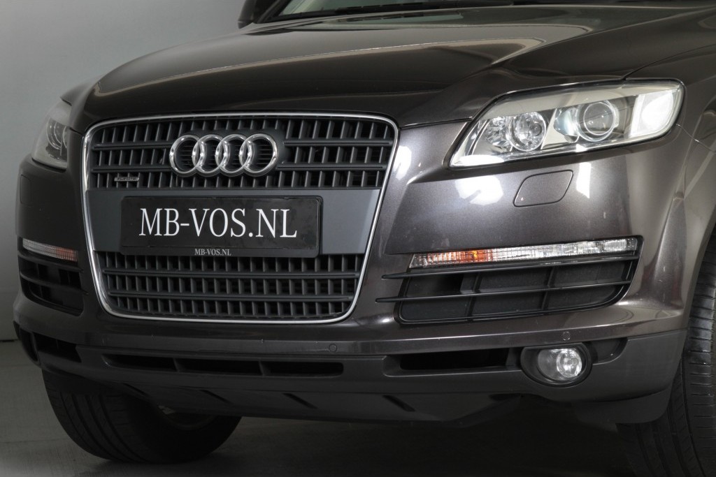 Audi Q7 3.6 FSI quattro Pro Line+ 5+2 Foto 15