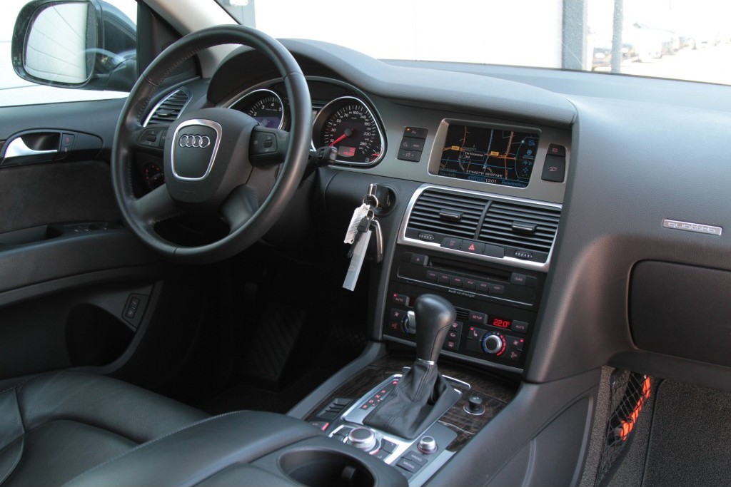 Audi Q7 3.6 FSI quattro Pro Line+ 5+2 Foto 6