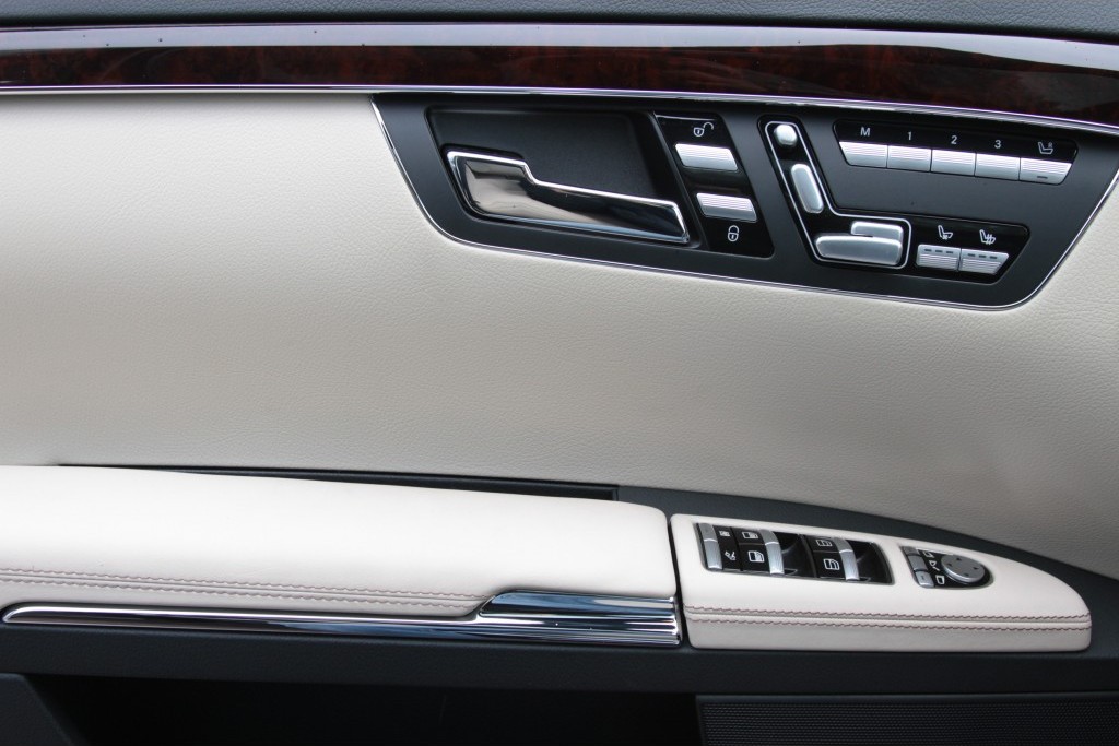 Mercedes-Benz S-Klasse 500 4-Matic Prestige Plus Mass/Nappa/AMG/Entertainment Aut7 Foto 13