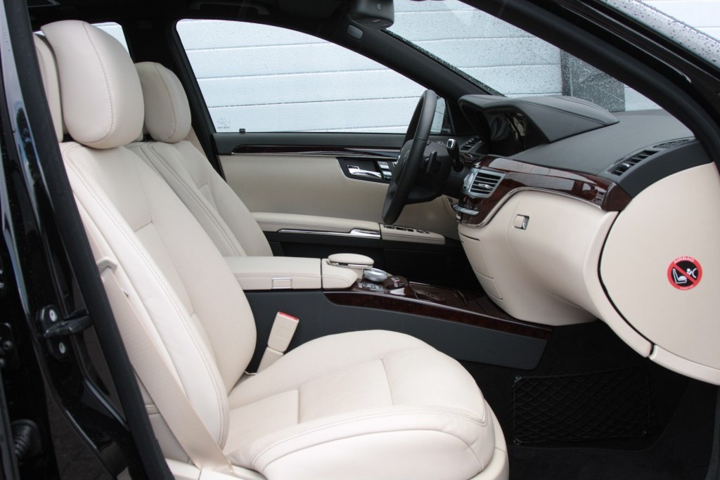 Mercedes-Benz S-Klasse 500 4-Matic Prestige Plus Mass/Nappa/AMG/Entertainment Aut7 Foto 3