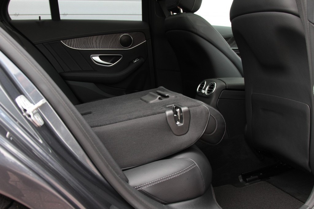 Mercedes-Benz C-Klasse 250 Estate Bluetec AMG Panorama Leer/Com/Mem Aut7 Foto 5