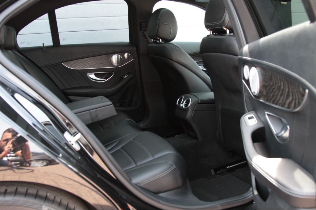 Mercedes-Benz C-Klasse 250 AMG Panorama/Burmeister/HUD/Distronic/Mem/19" Aut7 Foto 4