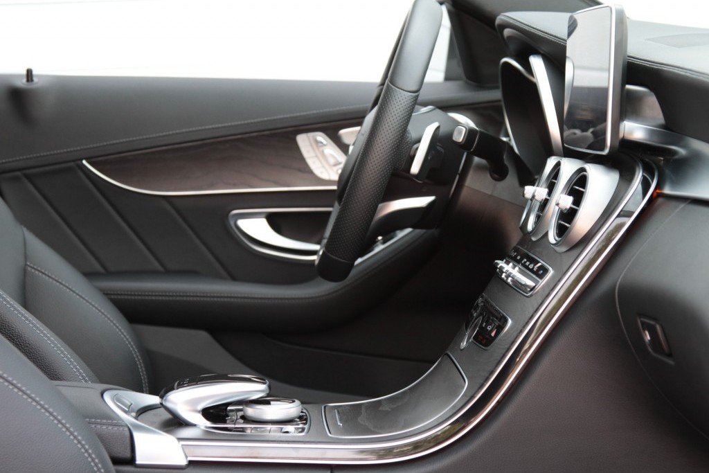 Mercedes-Benz C-Klasse 250 AMG Panorama/Burmeister/HUD/Distronic/Mem/19" Aut7 Foto 7