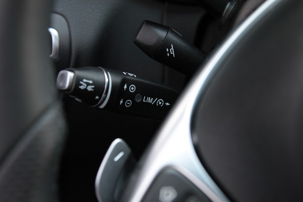 Mercedes-Benz C-Klasse 250 AMG Panorama/Burmeister/HUD/Distronic/Mem/19" Aut7 Foto 9